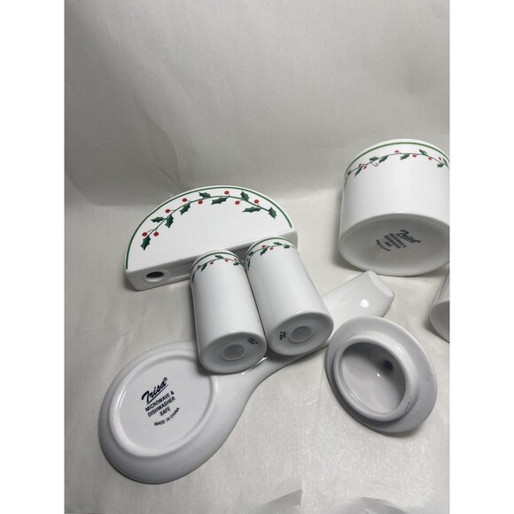 Trisha Holiday Hostess Set Spoon Rest Super Creamer Salt &Pepper Shakers - Picture 8 of 14